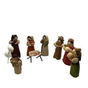 Vintage Set Corn Husk Dolls Christmas Nativity Scene 8 Pieces Handmade Decor